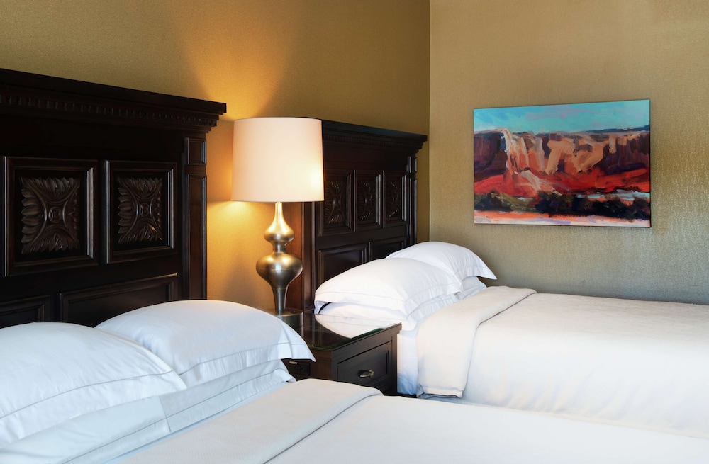Premium Room, 2 Double Beds, Accessible (Direct Pool Access) at Hilton Santa Fe Historic Plaza in Santa Fe