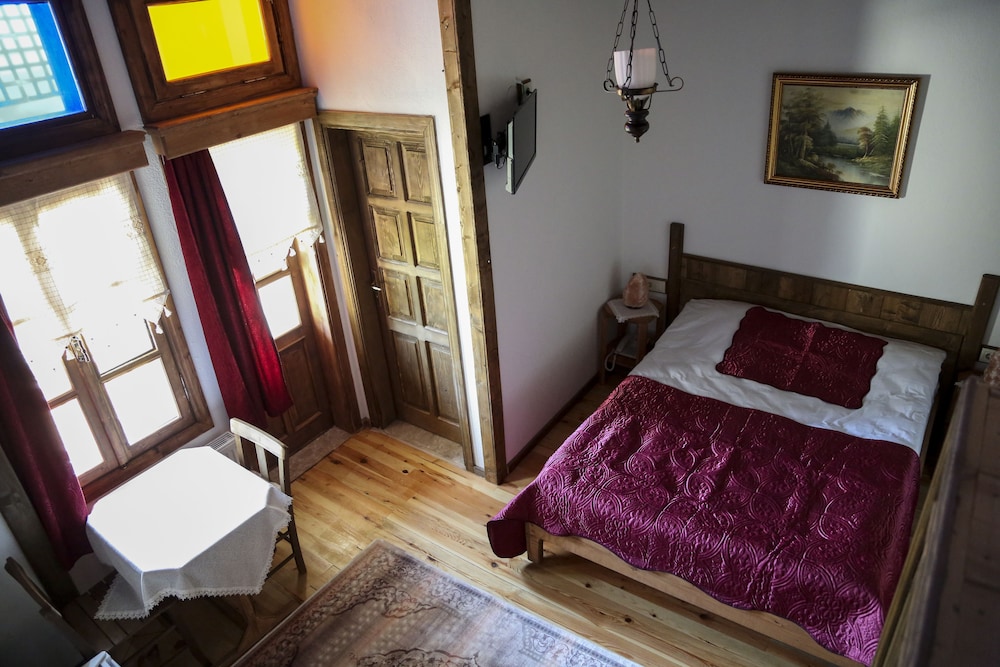 Standard Double Room, 1 Double Bed, Mountain View photo 1