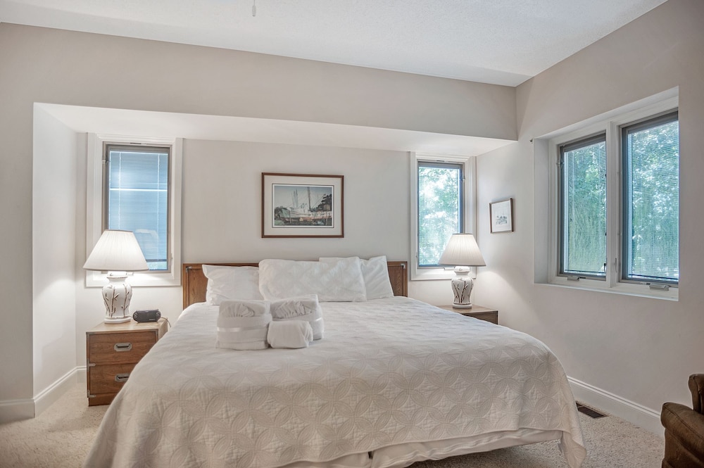 Villa, Multiple Beds, Kitchen, Golf View (536 Plantation Club Villas)