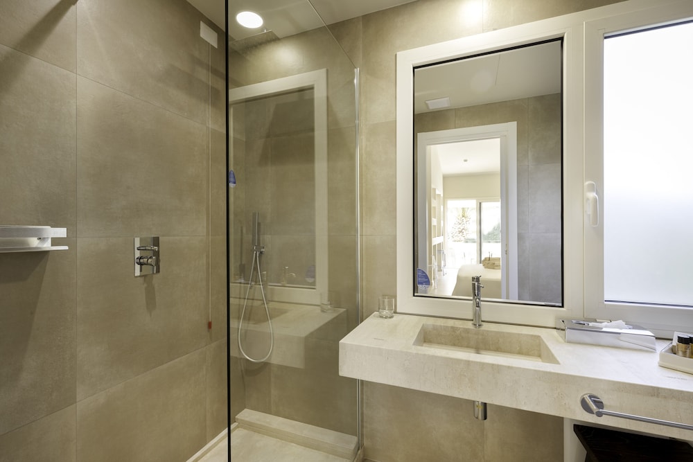Superior Double Room (Ibiscus) - Photo 19