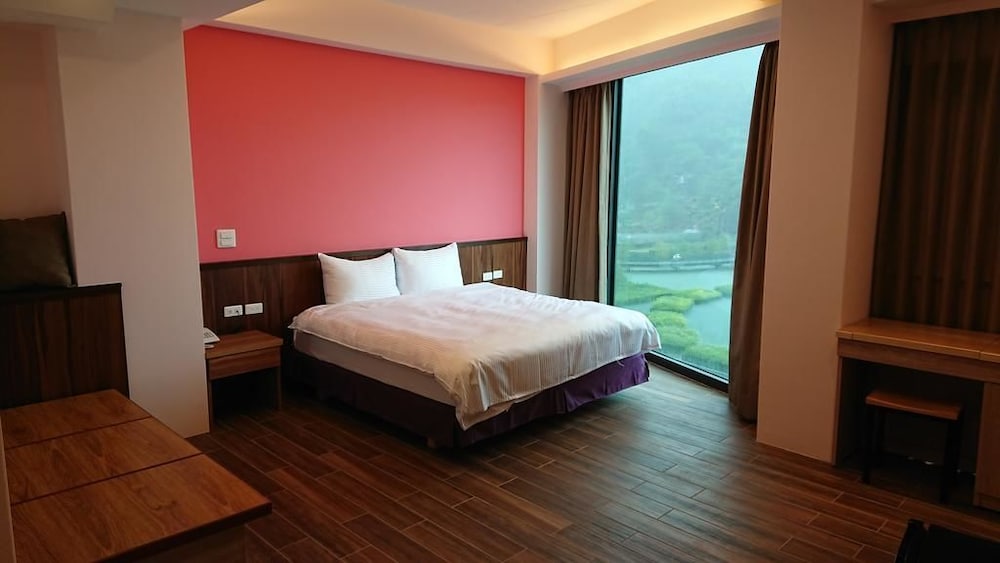 Standard Double Room, 1 Double Bed, Lake View photo 1