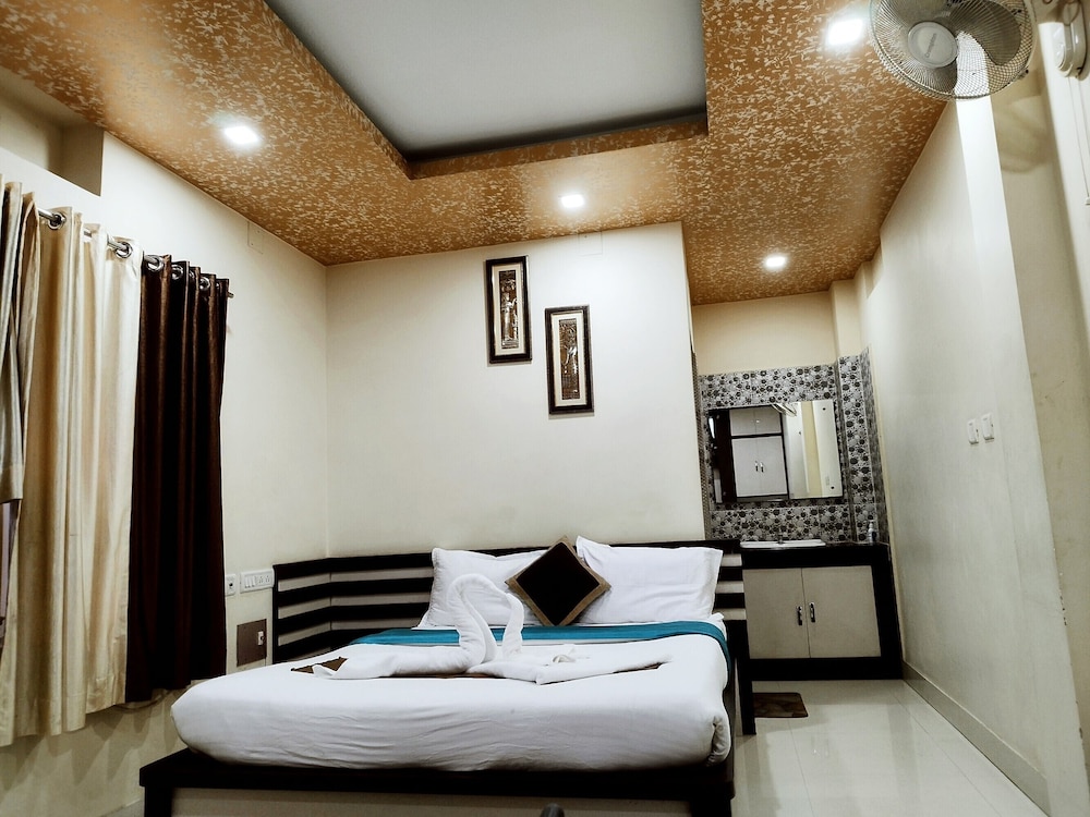 Deluxe Double Room photo 3
