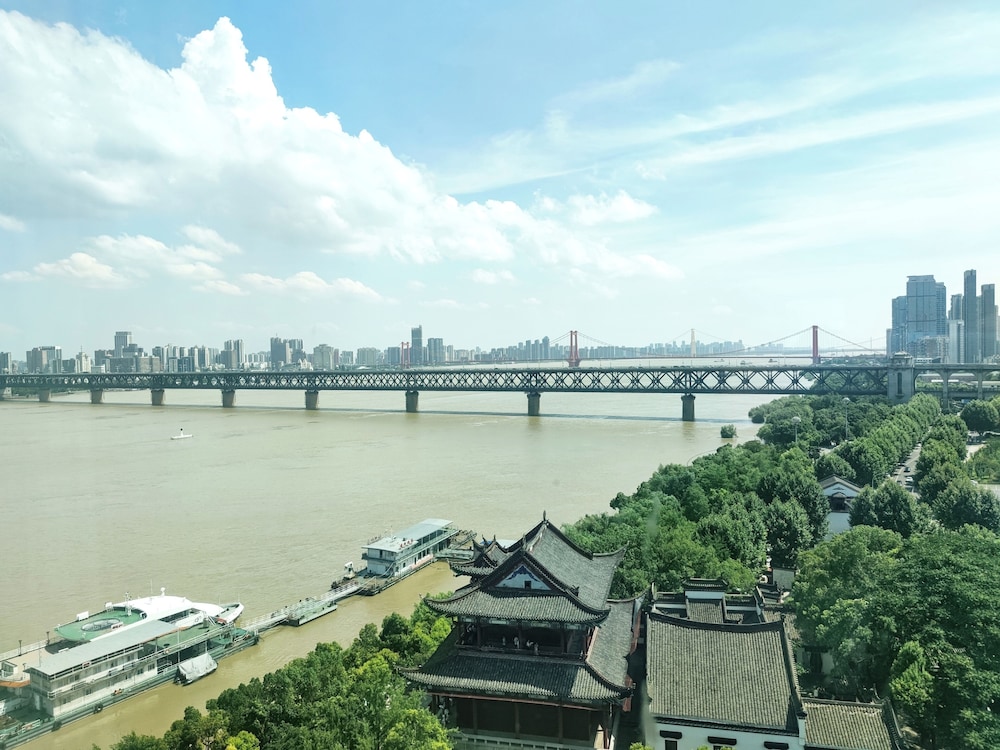 Deluxe Room, 2 Twin Beds, River View - Photo 5