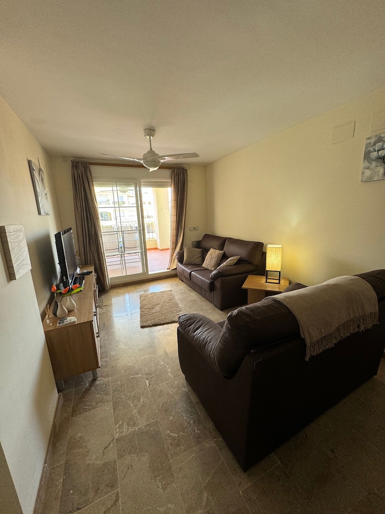 Beautiful 2 Bedroom 2 Bathroom Apartment With Several Pools, 사진 11