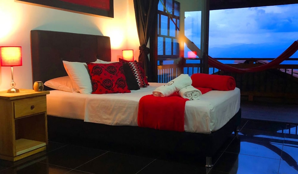 Comfort Suite, 1 Double Bed, Non Smoking (Medieval) photo 2