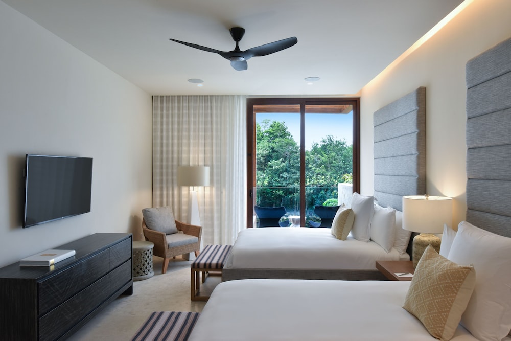 Suite, Ocean View (Rooftop) thumbnail 5