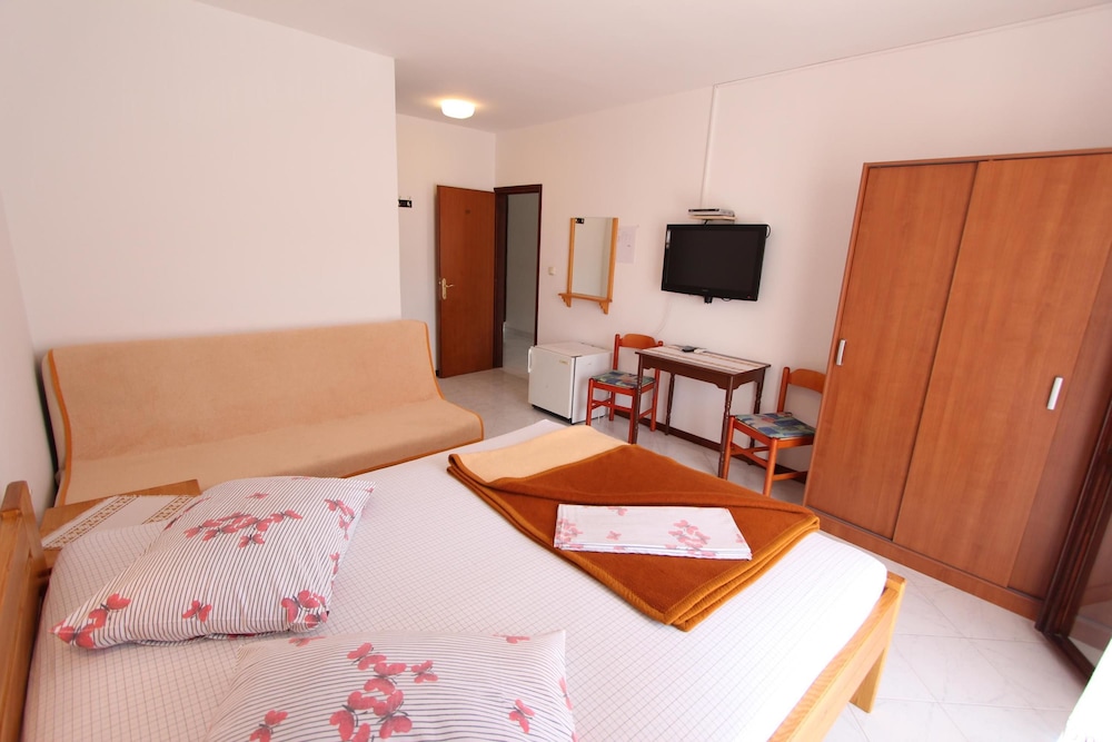 Double Room, Balcony - Photo 1