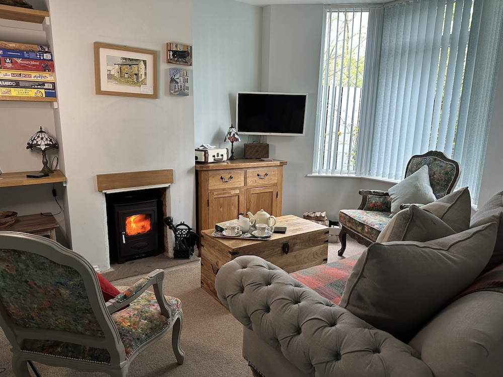Artists' Cottage photo 1