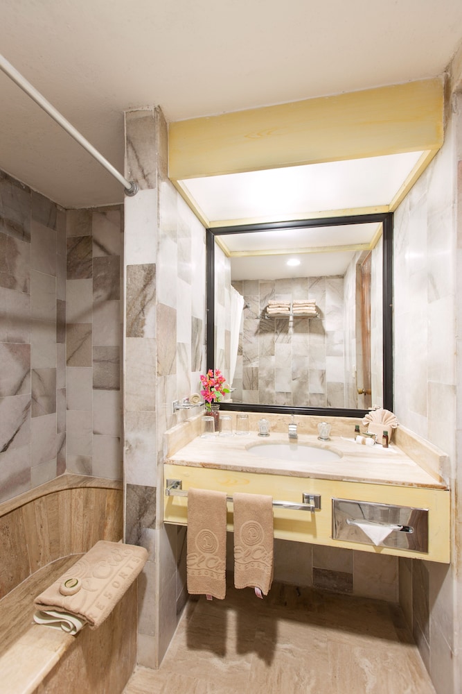 Luxury Room - Photo 5