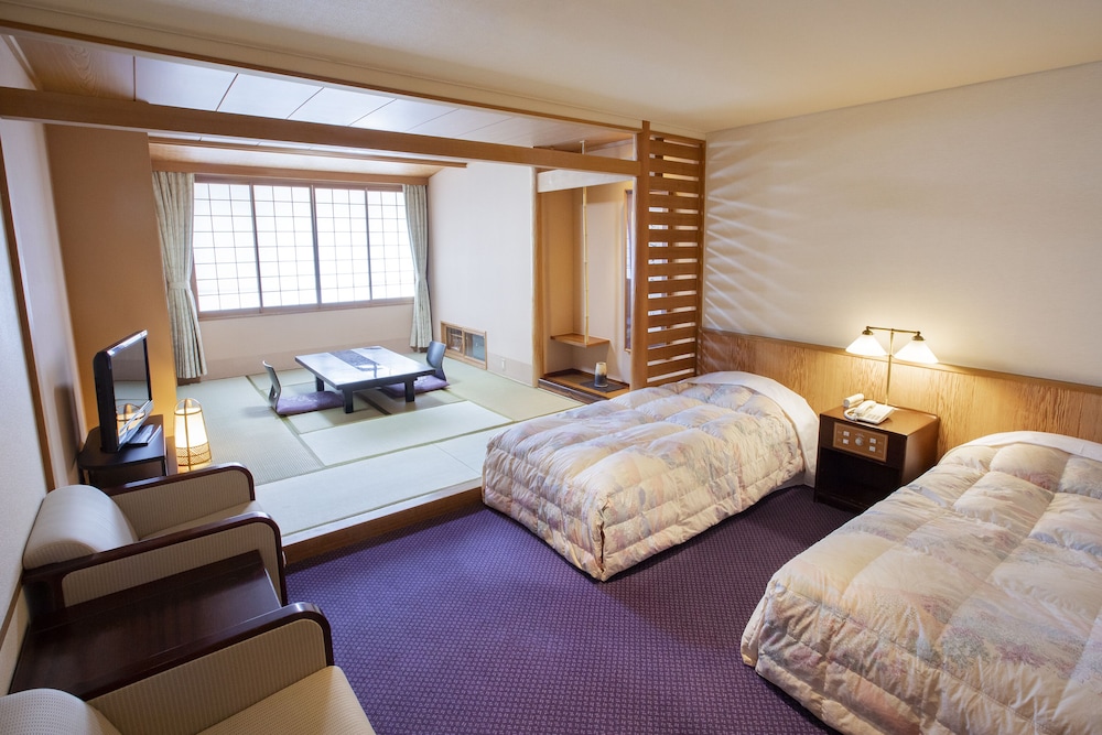 Japanese and Western Room, Smoking [Not for Single Use] photo 1