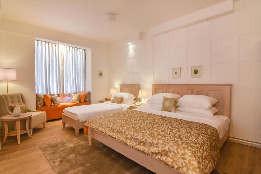 Superior Suite, Triple Bed