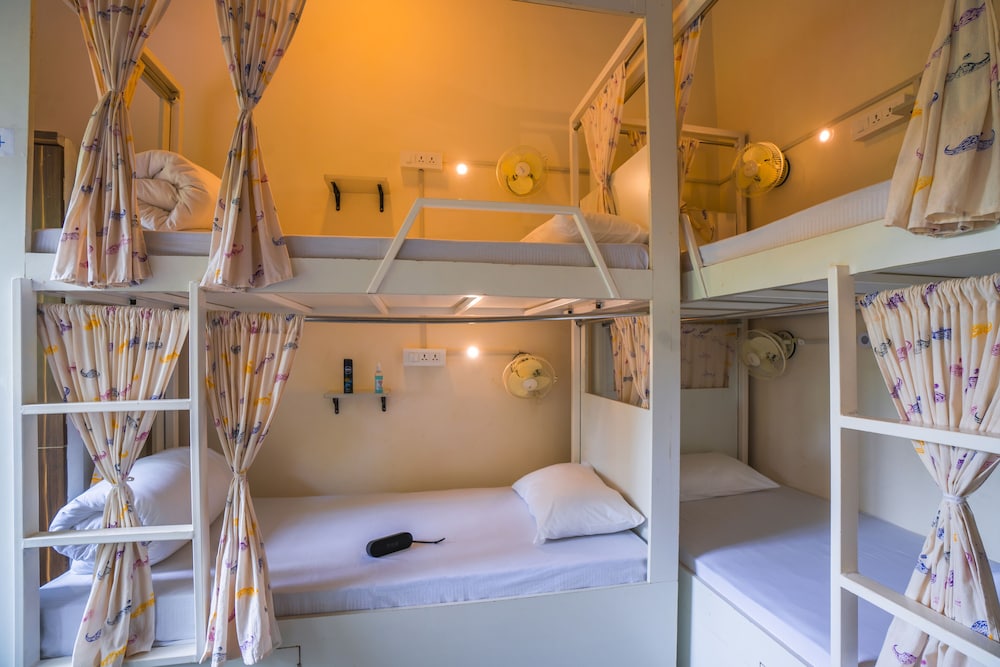6 Bed Shared Dormitory, Mixed Dorm photo 3