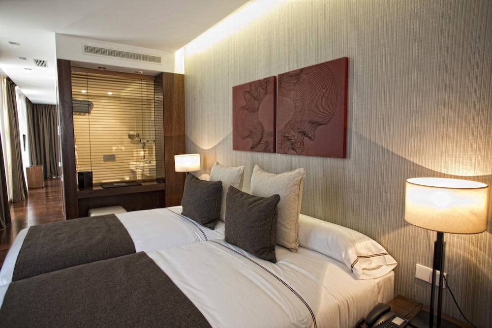 Standard Double Room - Photo 1