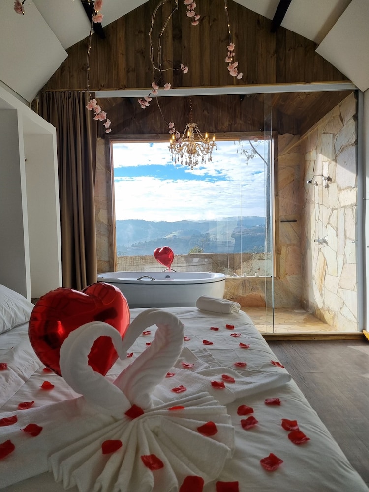 Deluxe Suite, Mountain View