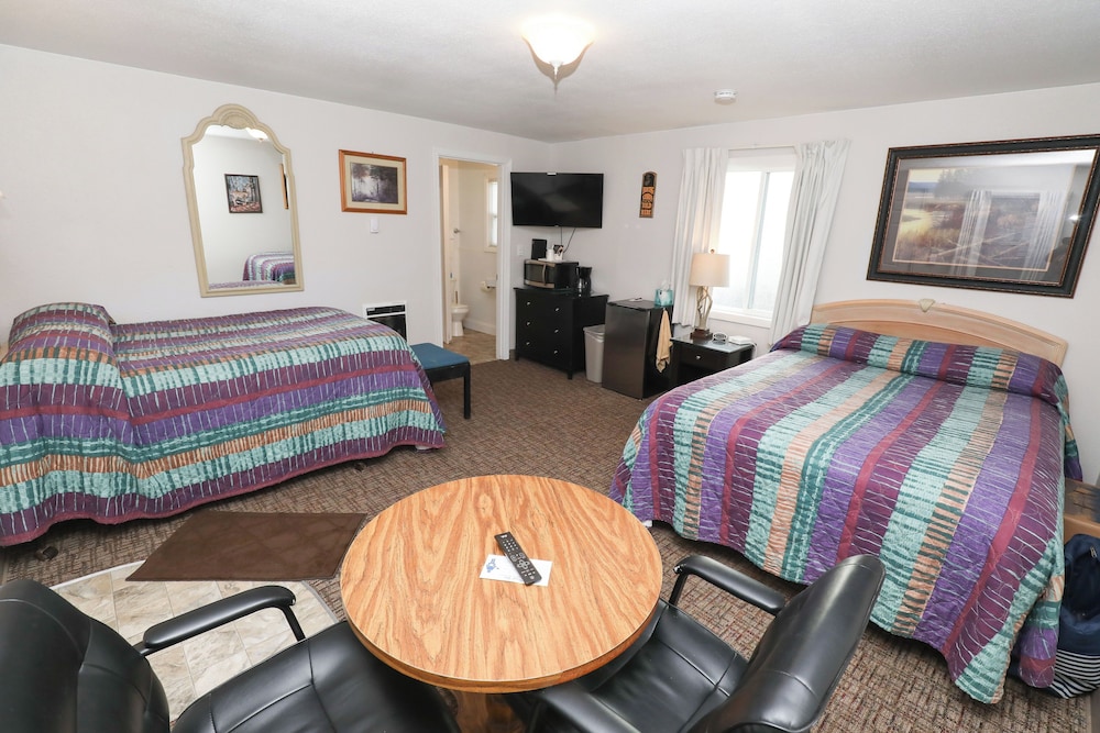 Basic Double Room photo 3