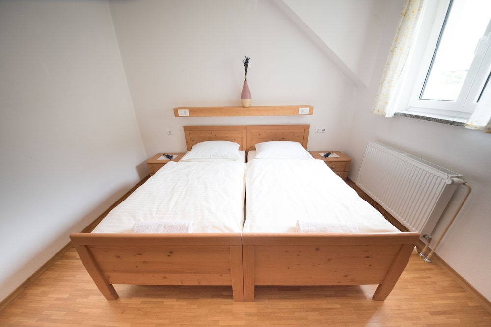 Double Room, 2 Twin Beds photo 1