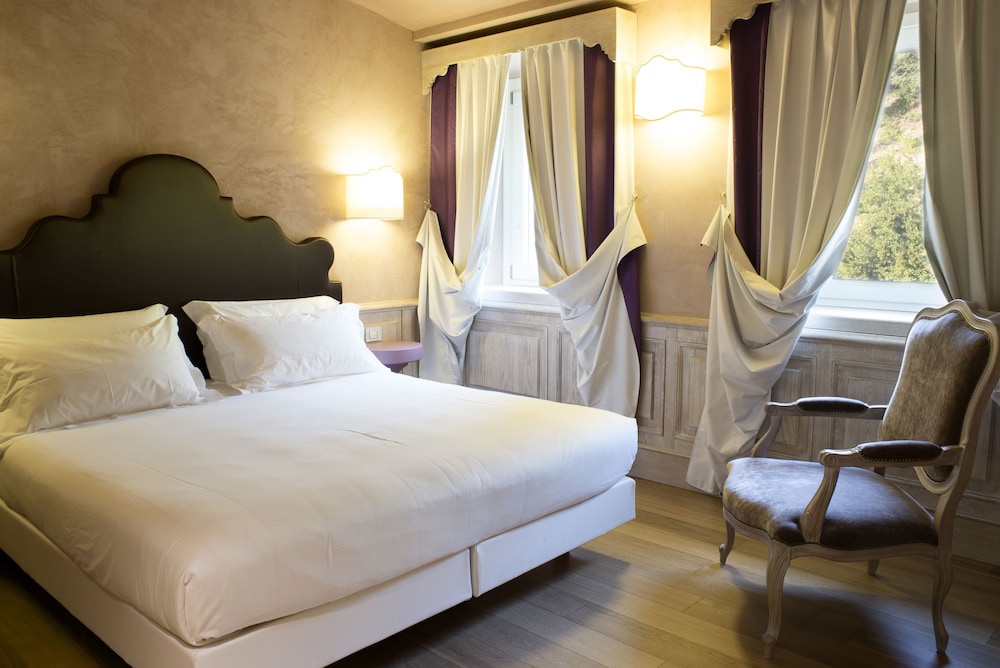 Superior Double or Twin Room, 1 Bedroom, Non Smoking, Park View photo 2