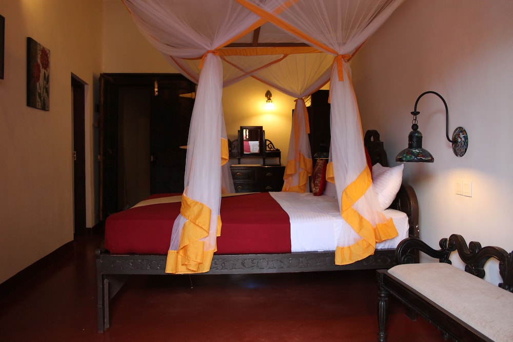 Deluxe Double with Pool view