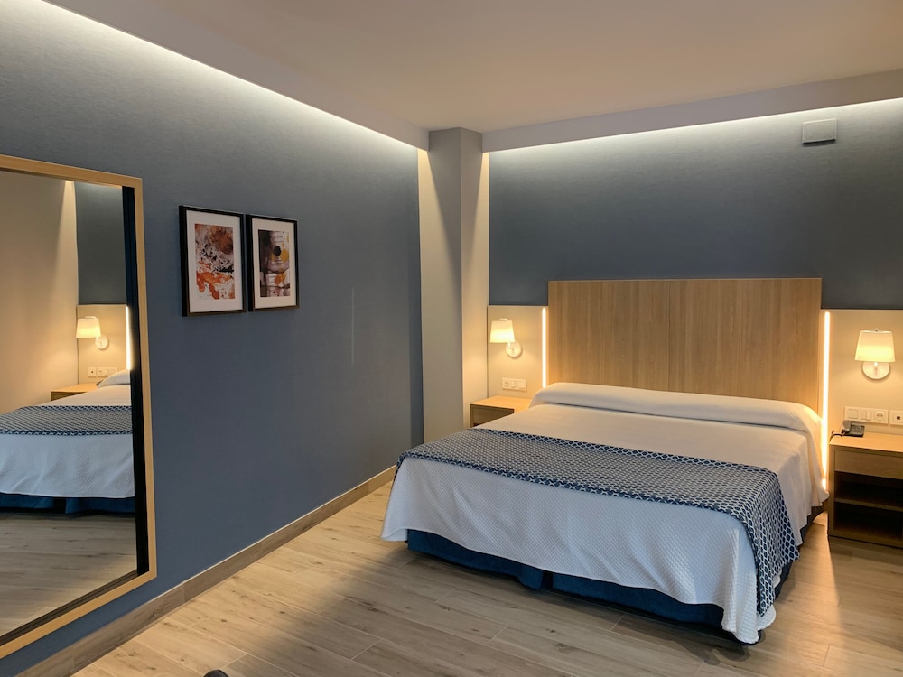 Superior Room - Photo 6