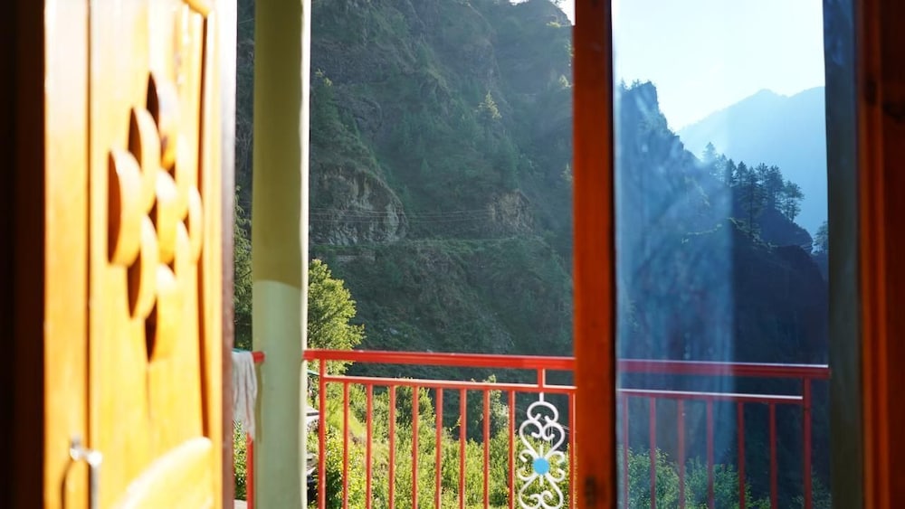 Shared Dormitory, Multiple Beds, Mountain View photo 3