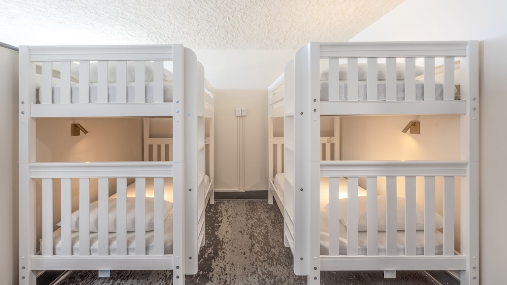 Standard Room, Multiple Beds, Oceanfront - Photo 2