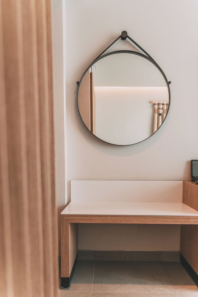 Signature Suite