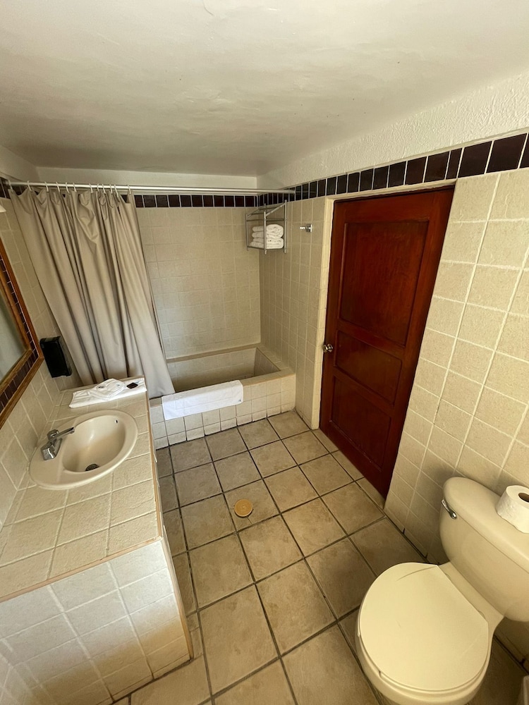 Standard Room photo 3