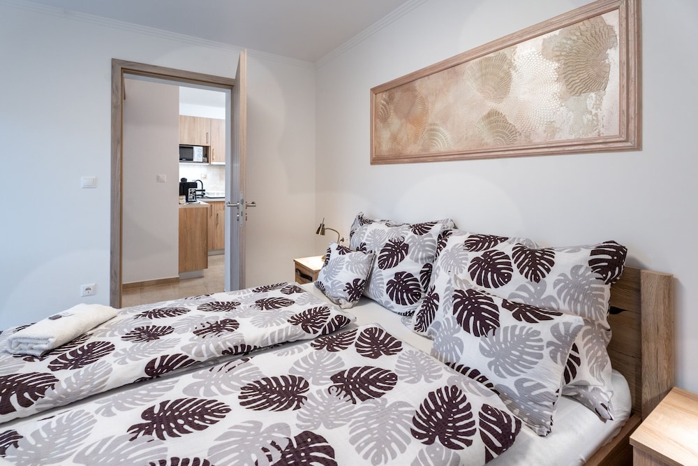 Standard Apartment, 2 Bedrooms (Peace Apartment 4) photo 3