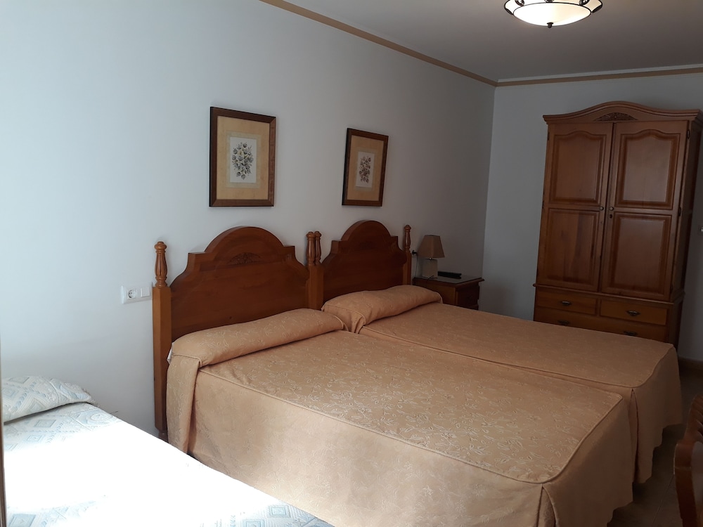 Standard Triple Room photo 2