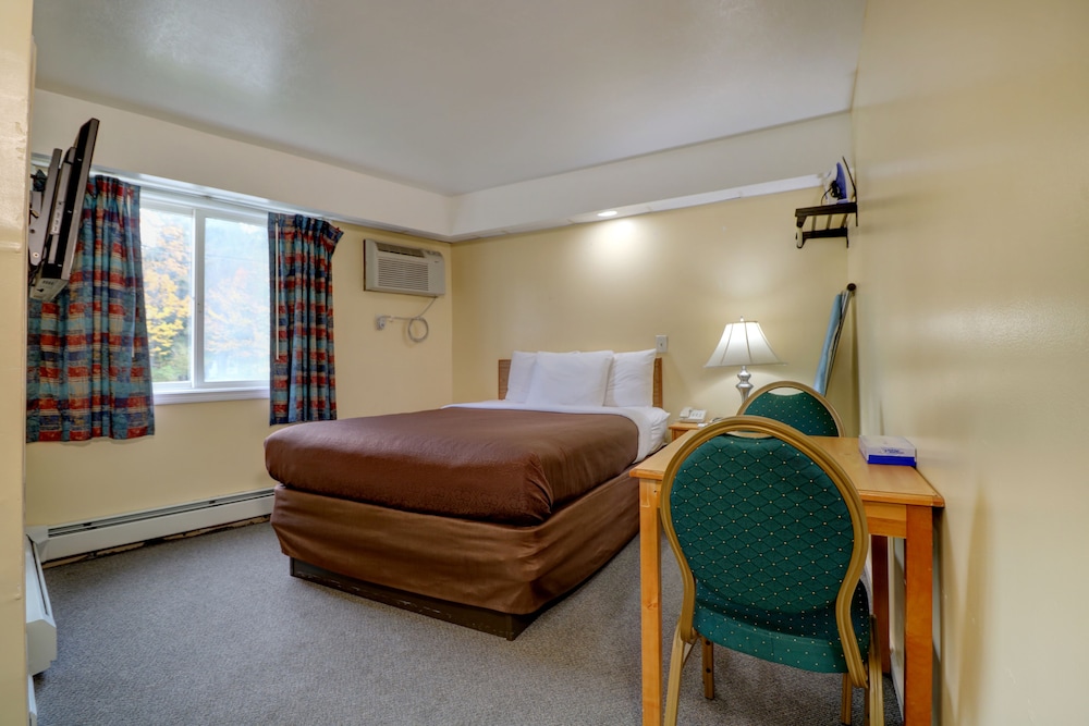 Standard Room photo 2
