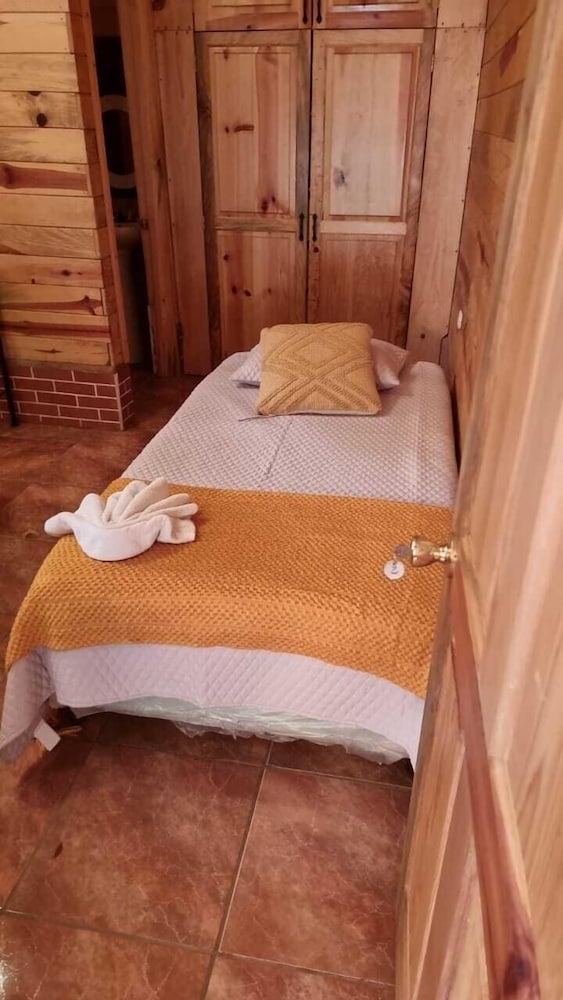 Exclusive Cabin, Multiple Beds photo 3