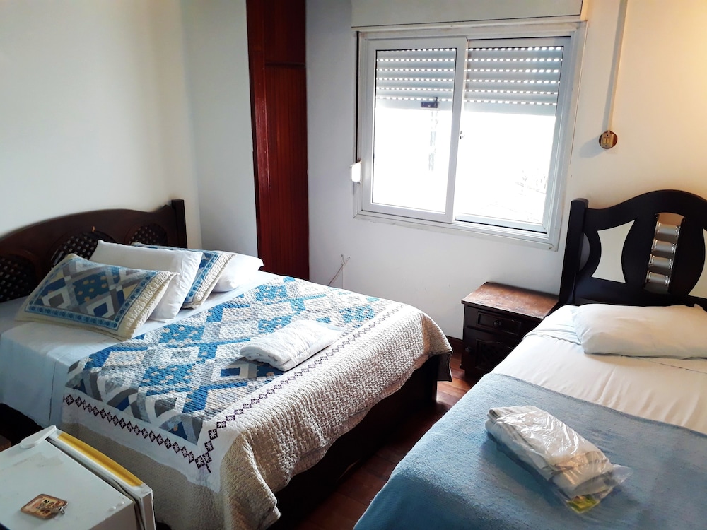 Triple Room, Multiple Beds, Non Smoking