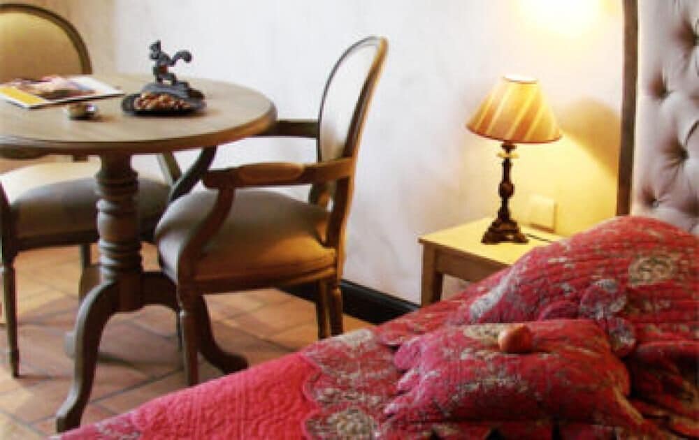 Double Room (Cassis)