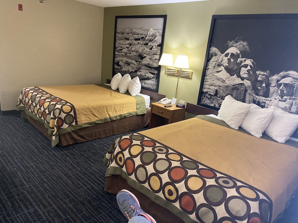 Room, 2 Queen Beds, Non Smoking - Photo 2