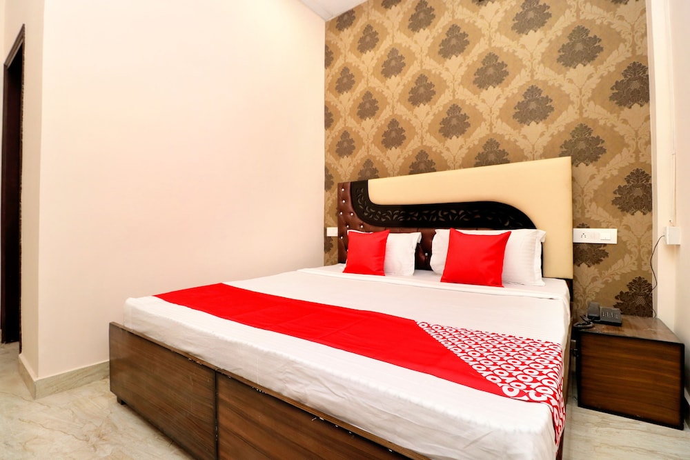Double Room, 1 King Bed