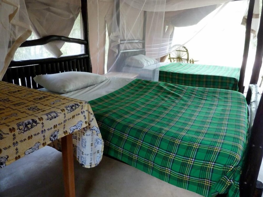Tent (Single room Ensuit) photo 1