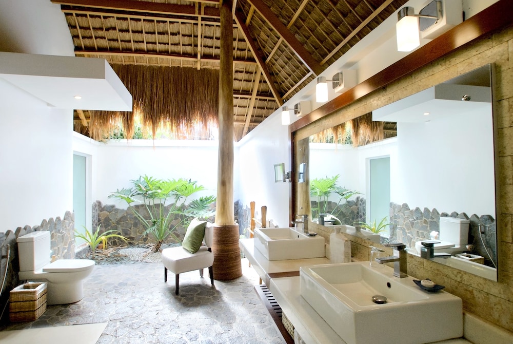 Premium Suite - Photo 8
