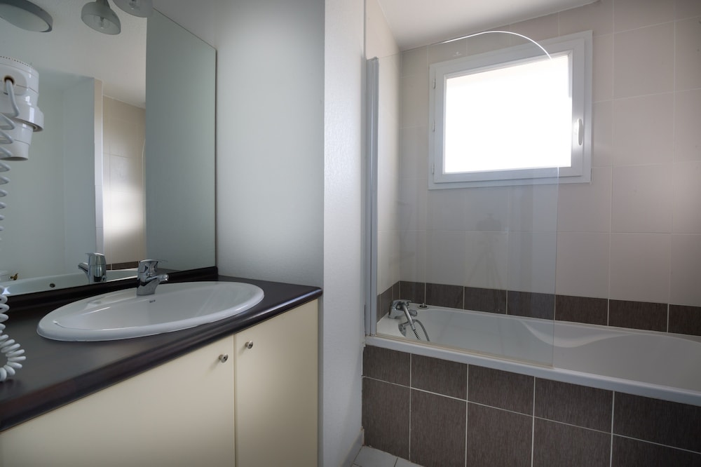 Villa, 2 Bedrooms - Photo 12