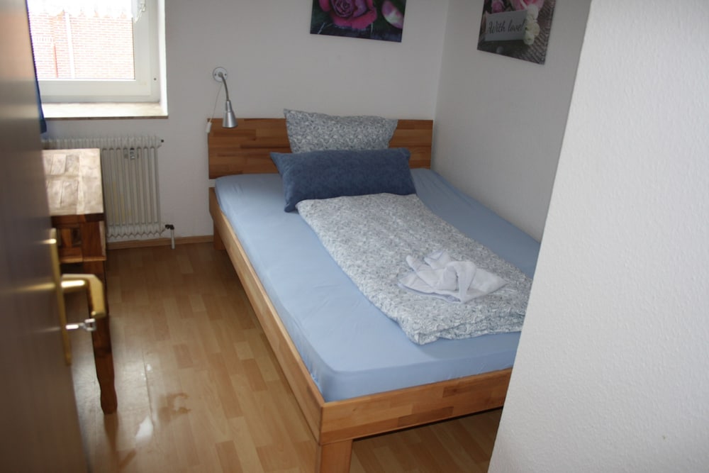 Basic Single Room, 1 Twin Bed, Non Smoking photo 1