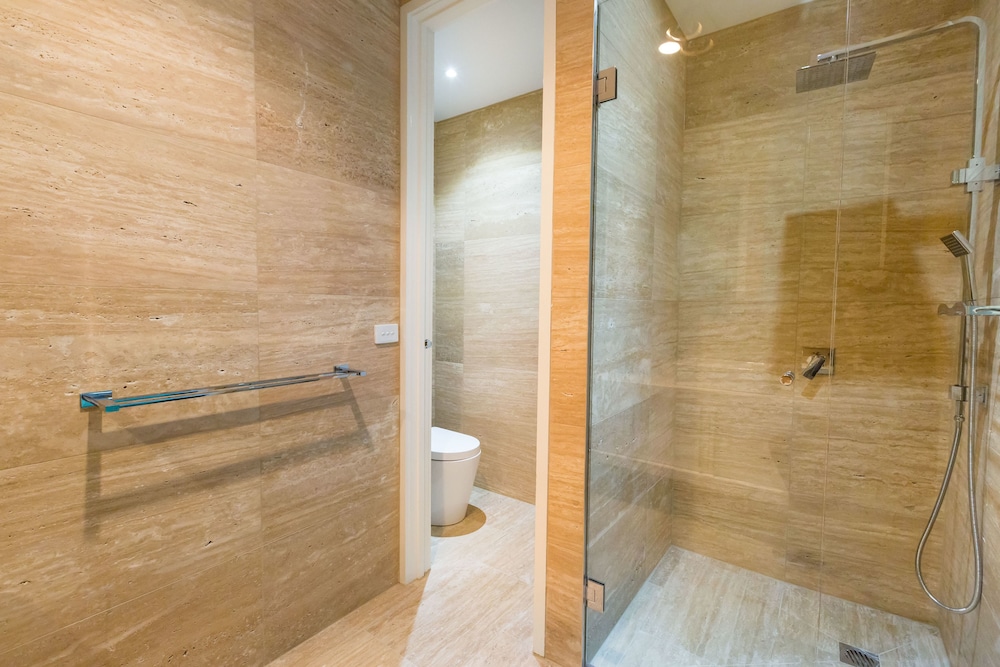 Premium House, 4 Bedrooms, Terrace photo 2