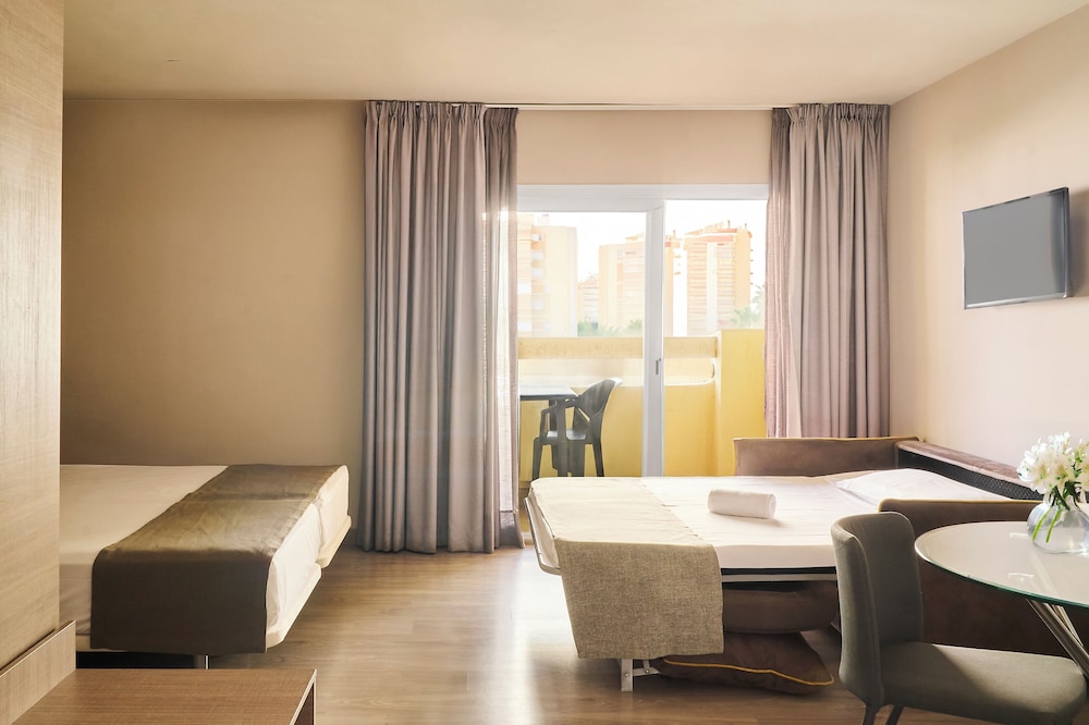 Studio, Balcony (3 adults) - Photo 8