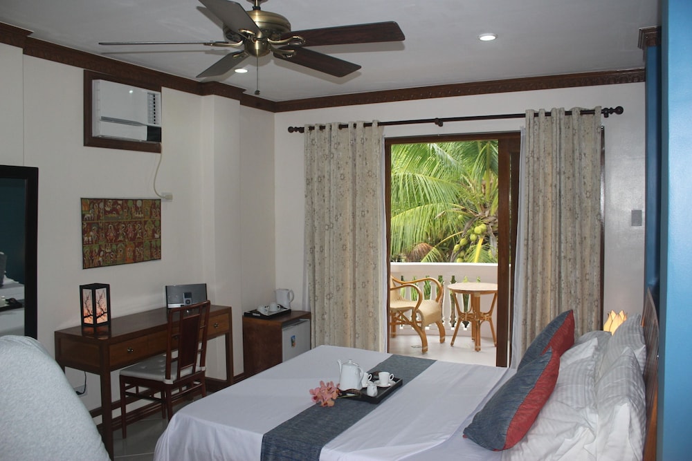 Deluxe Family Room 1st Floor