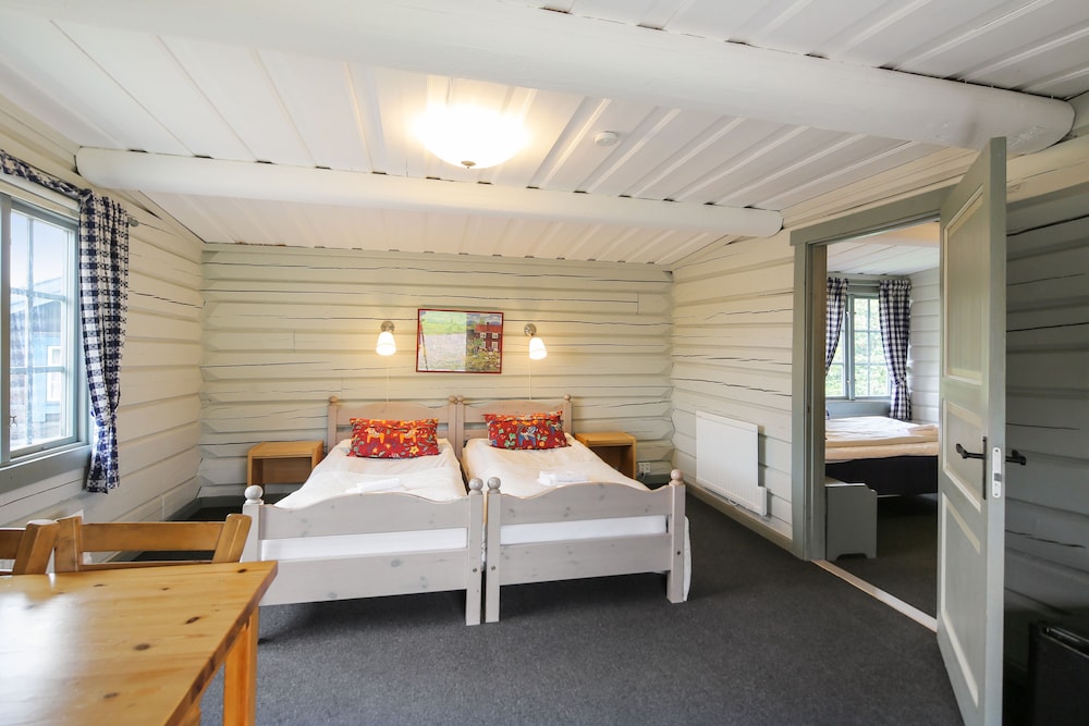 Basic Triple Room (Bedding optional) photo 1