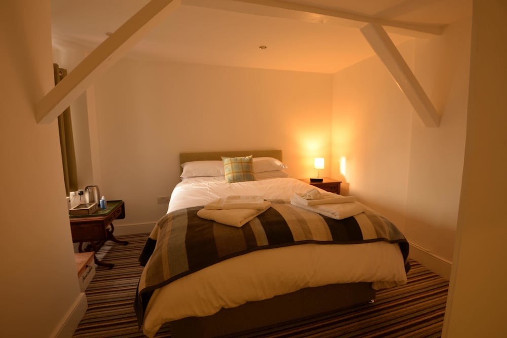 Traditional Double Room, 1 King Bed photo 1