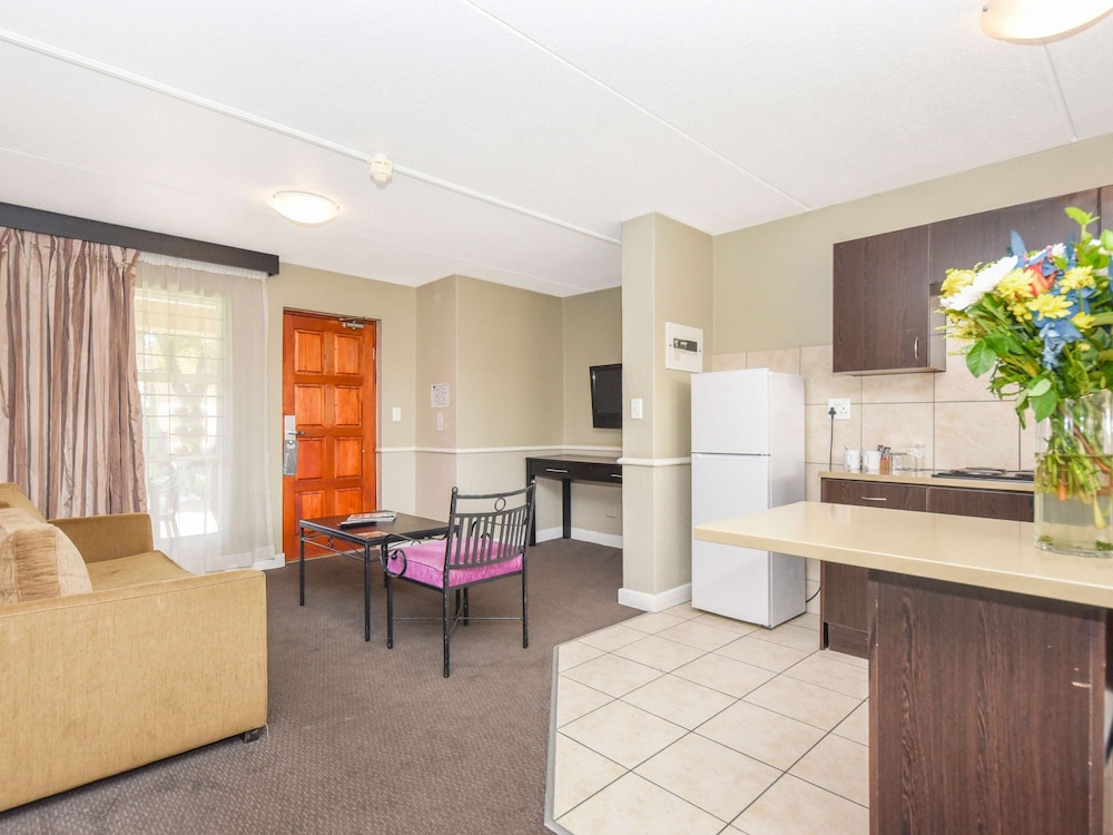 Standard Double Room, 1 Double Bed - Photo 11