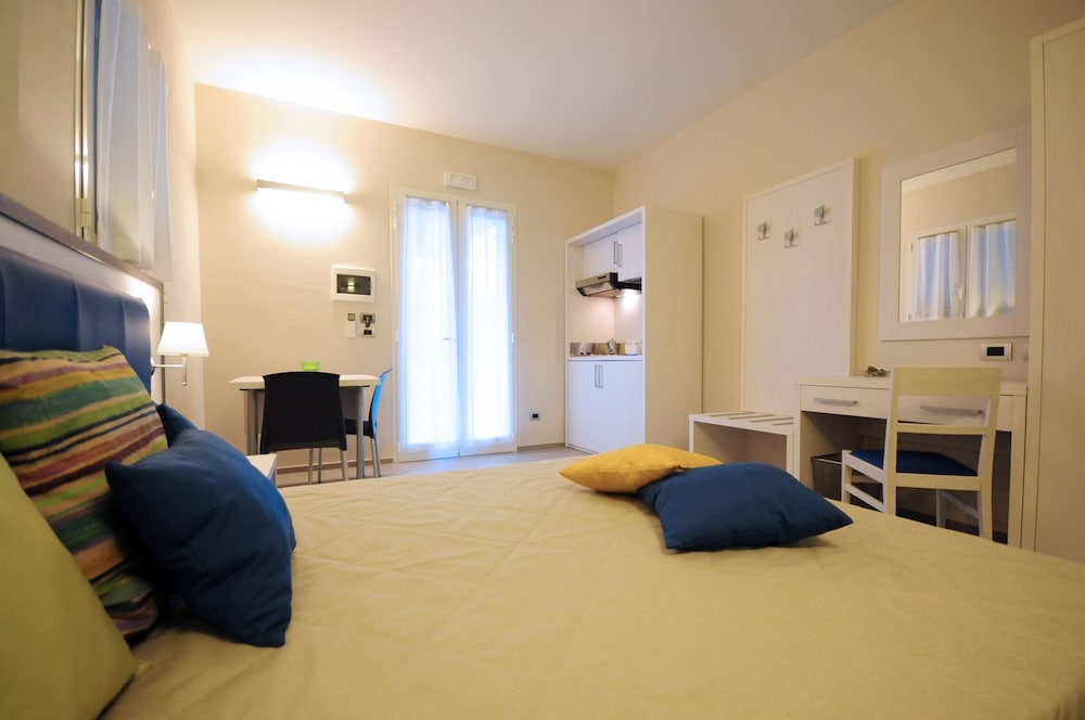 Superior Apartment, Garden View photo 3