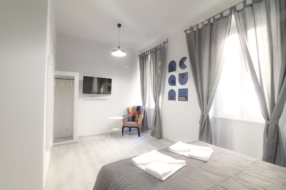 Standard Room photo 3