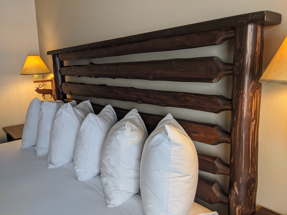 Superior Room, 1 King Bed, Accessible (King Jacuzzi room) photo 1
