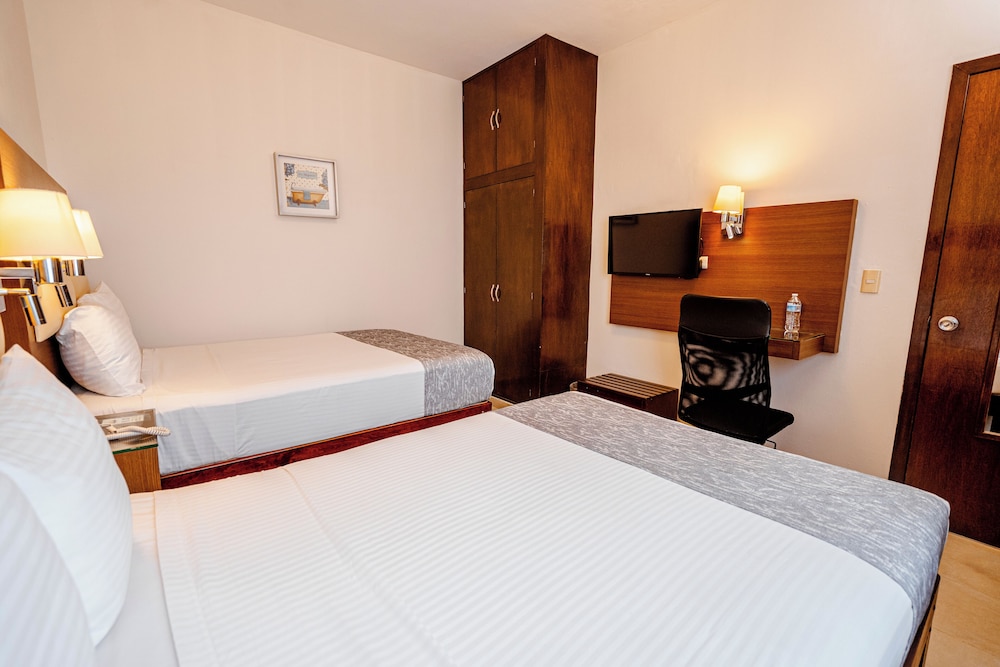 Superior Room (Gold) - Photo 10