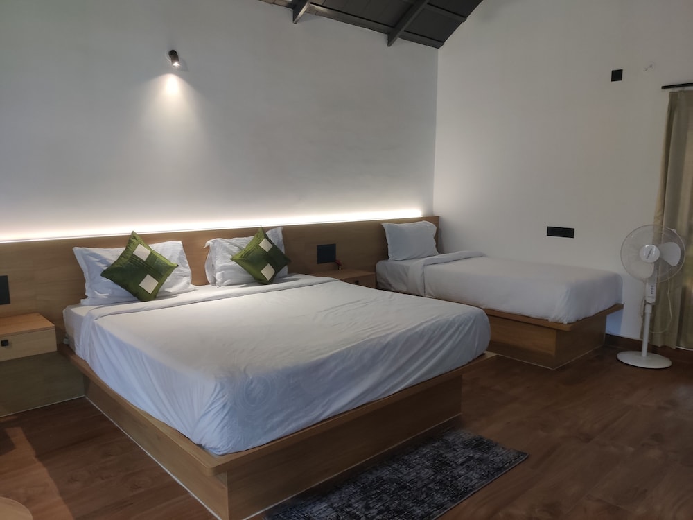 Luxury Villa photo 1